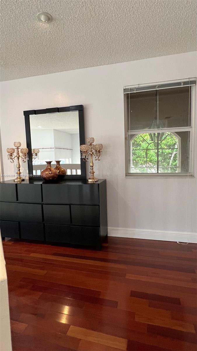 Photo of 1590 Seagrape Way  (1590), Hollywood, Florida, 33019 - 