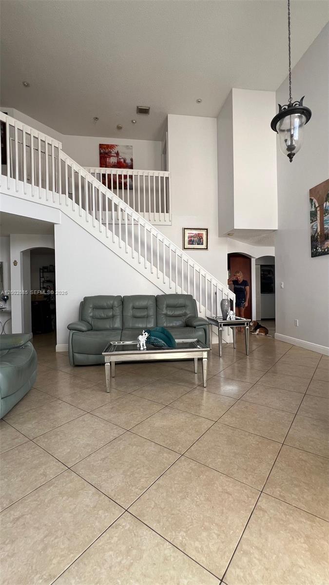 Photo of 1590 Seagrape Way  (1590), Hollywood, Florida, 33019 - 