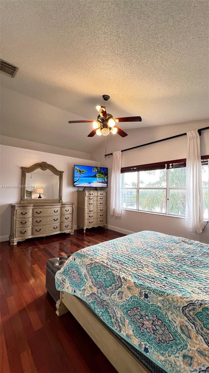 Photo of 1590 Seagrape Way  (1590), Hollywood, Florida, 33019 - 