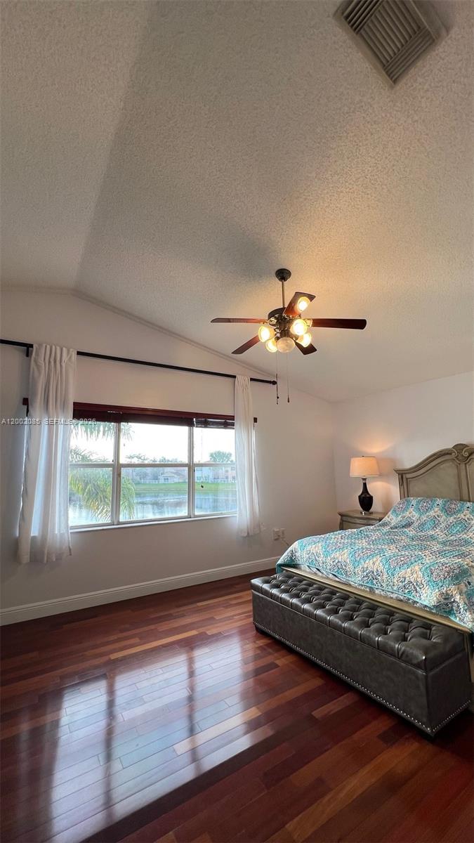 Photo of 1590 Seagrape Way  (1590), Hollywood, Florida, 33019 - 