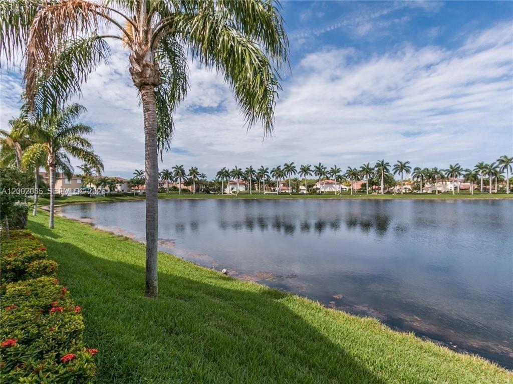 Photo of 1590 Seagrape Way  (1590), Hollywood, Florida, 33019 - 