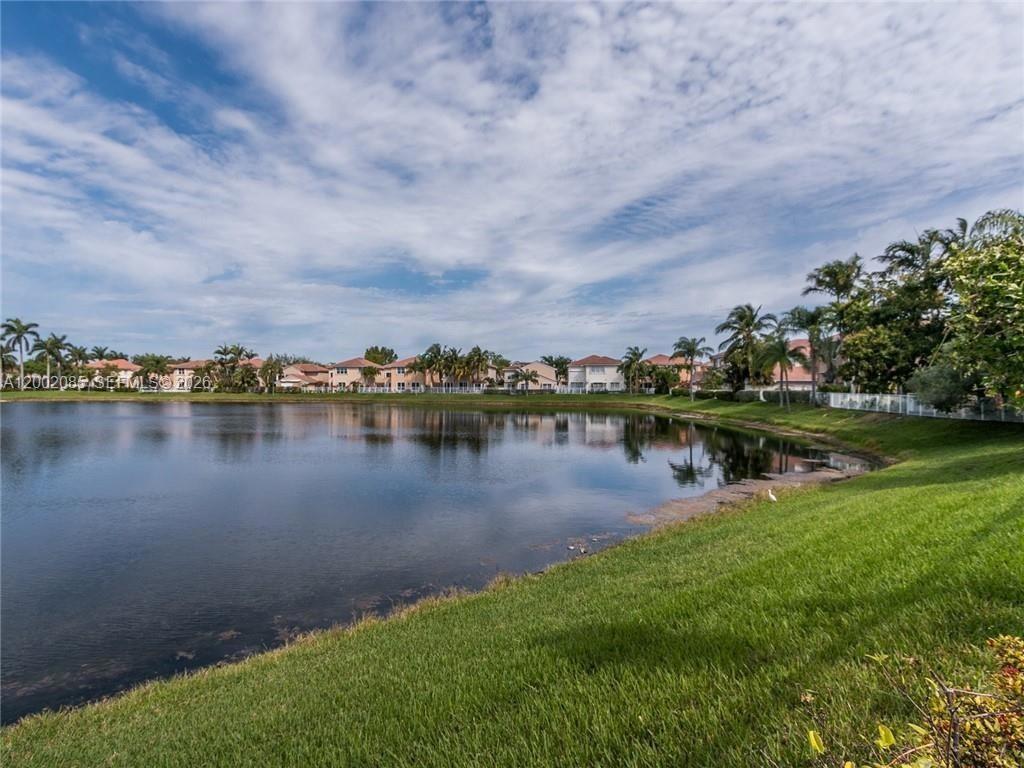 Photo of 1590 Seagrape Way  (1590), Hollywood, Florida, 33019 - 