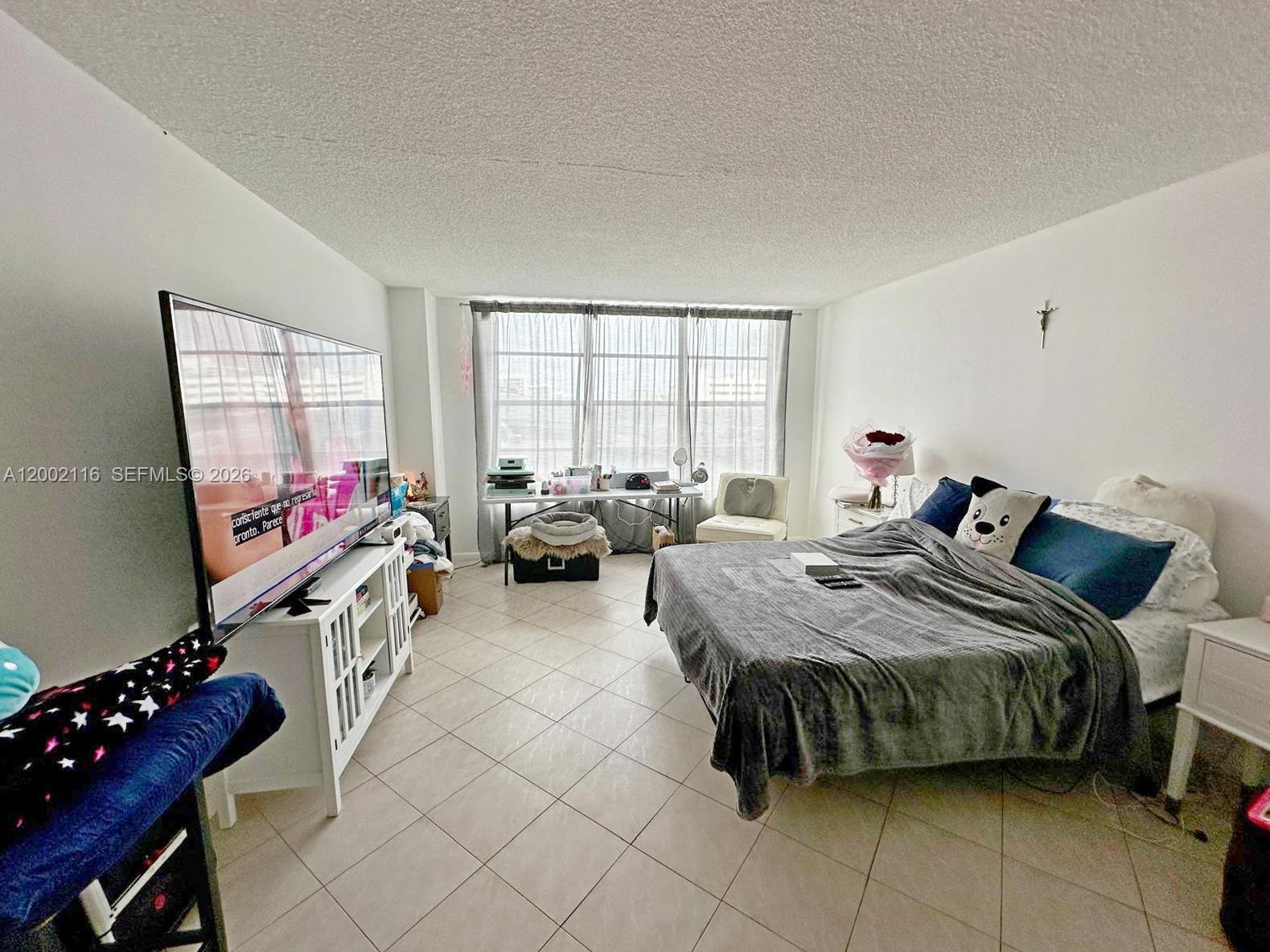 Photo of 3800 Ocean Dr  #305, Hollywood, Florida, 33019 - Master Bedroom