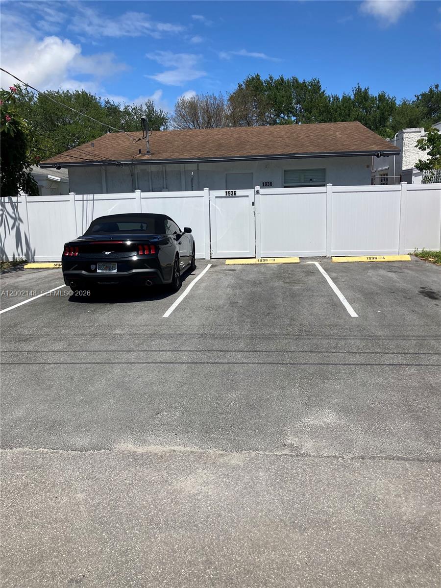   /  1972 sq. ft. $ 2026-04-16 0 Photo