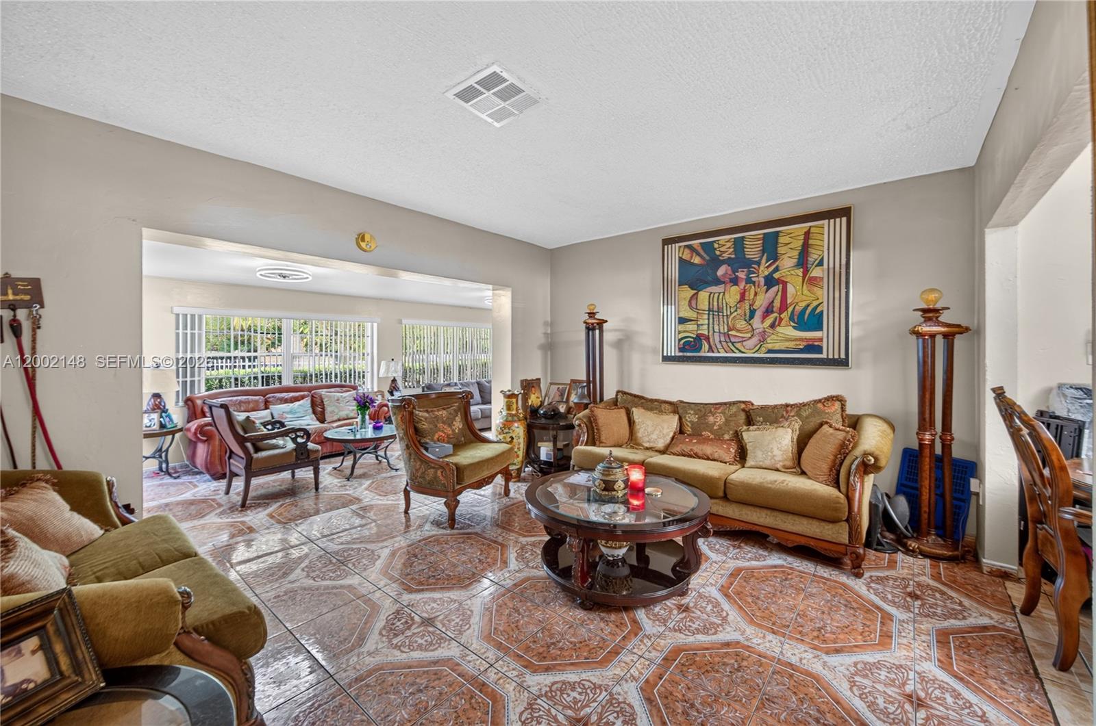   /  1972 sq. ft. $ 2026-04-16 0 Photo