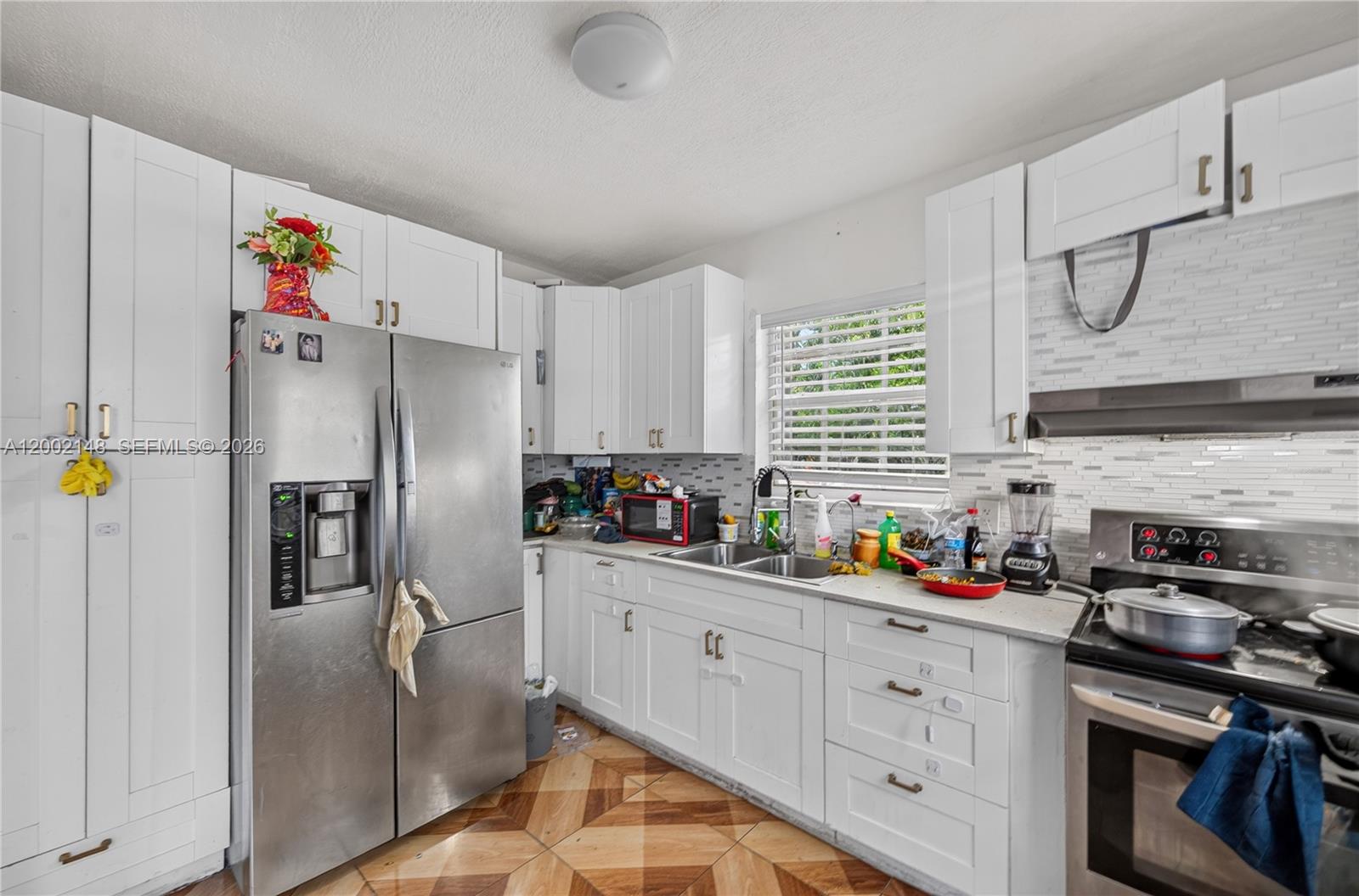   /  1972 sq. ft. $ 2026-04-16 0 Photo