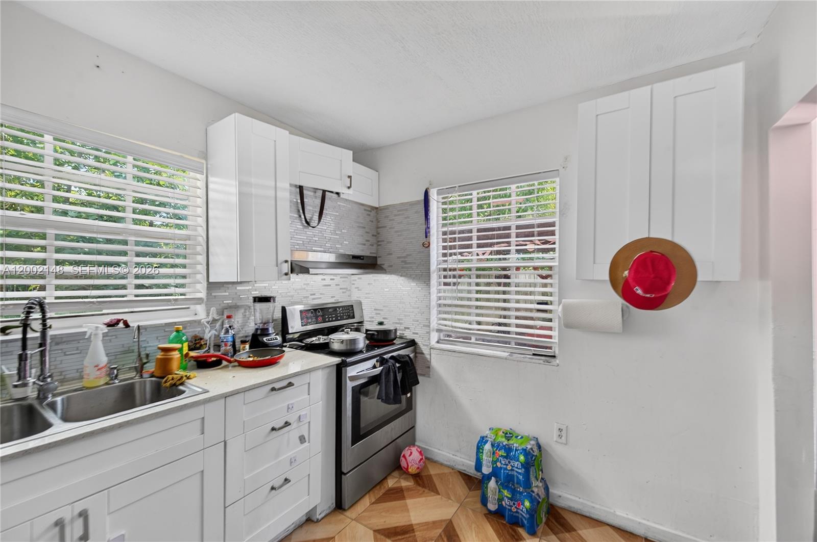   /  1972 sq. ft. $ 2026-04-16 0 Photo