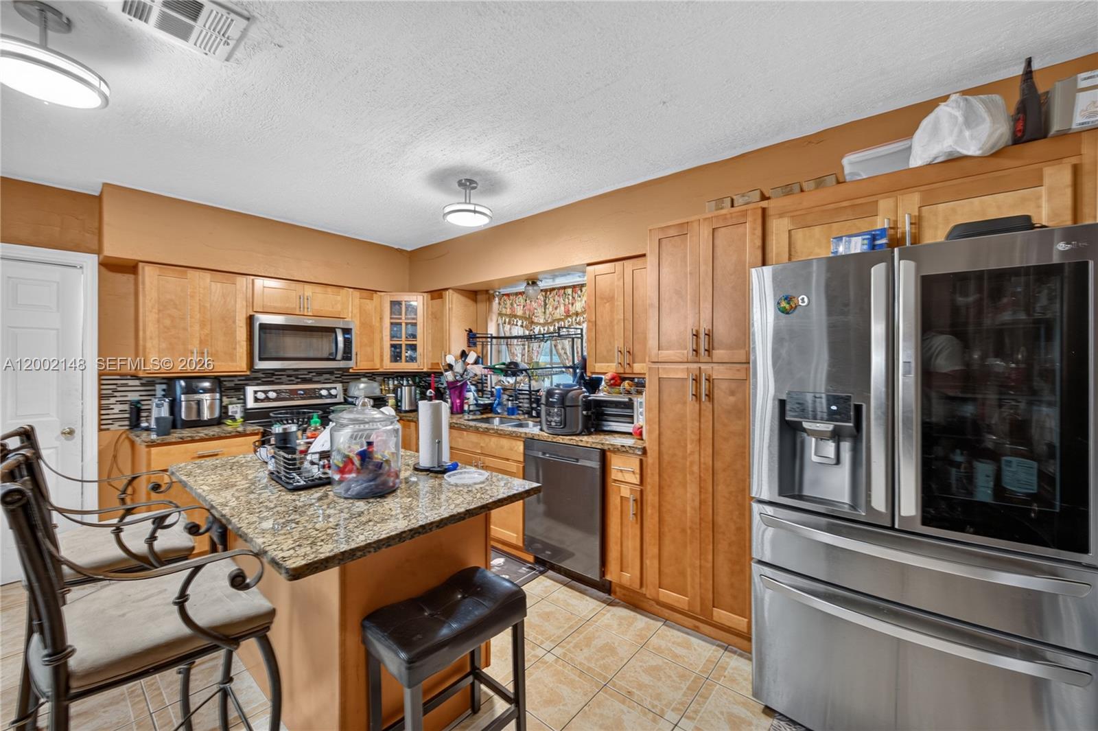   /  1972 sq. ft. $ 2026-04-16 0 Photo