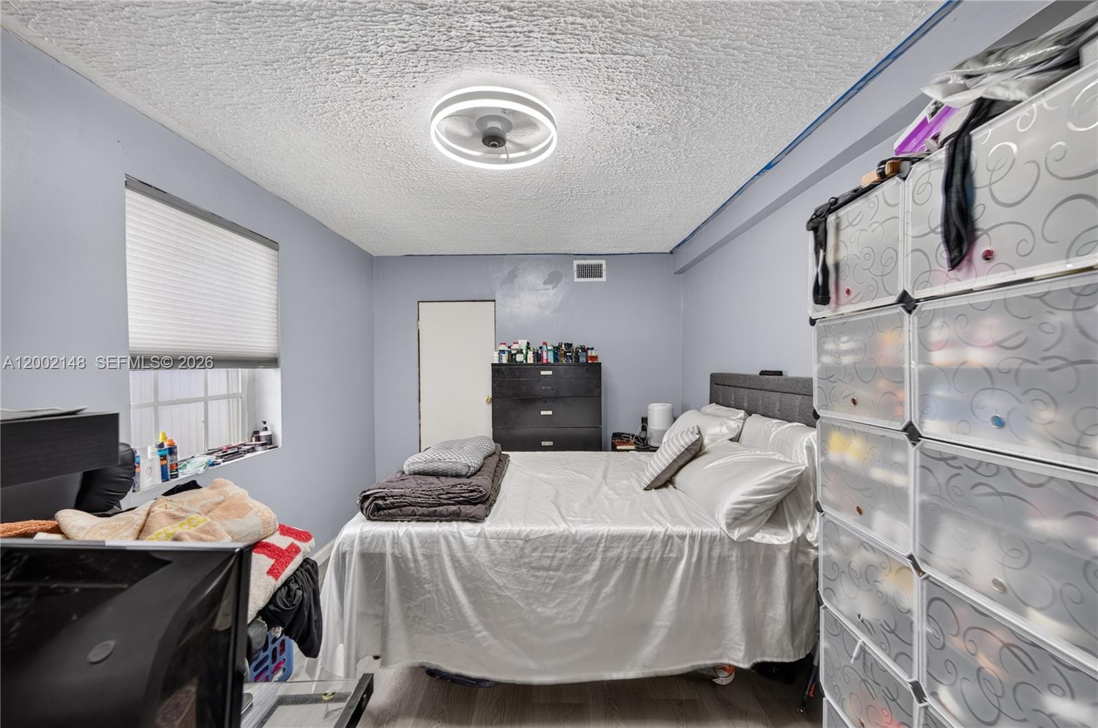   /  1972 sq. ft. $ 2026-04-16 0 Photo