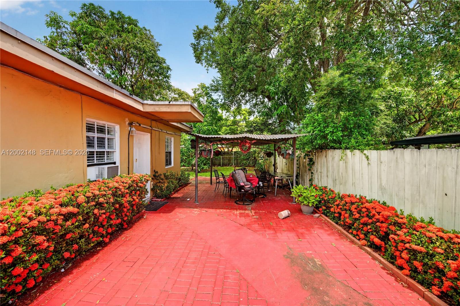   /  1972 sq. ft. $ 2026-04-16 0 Photo