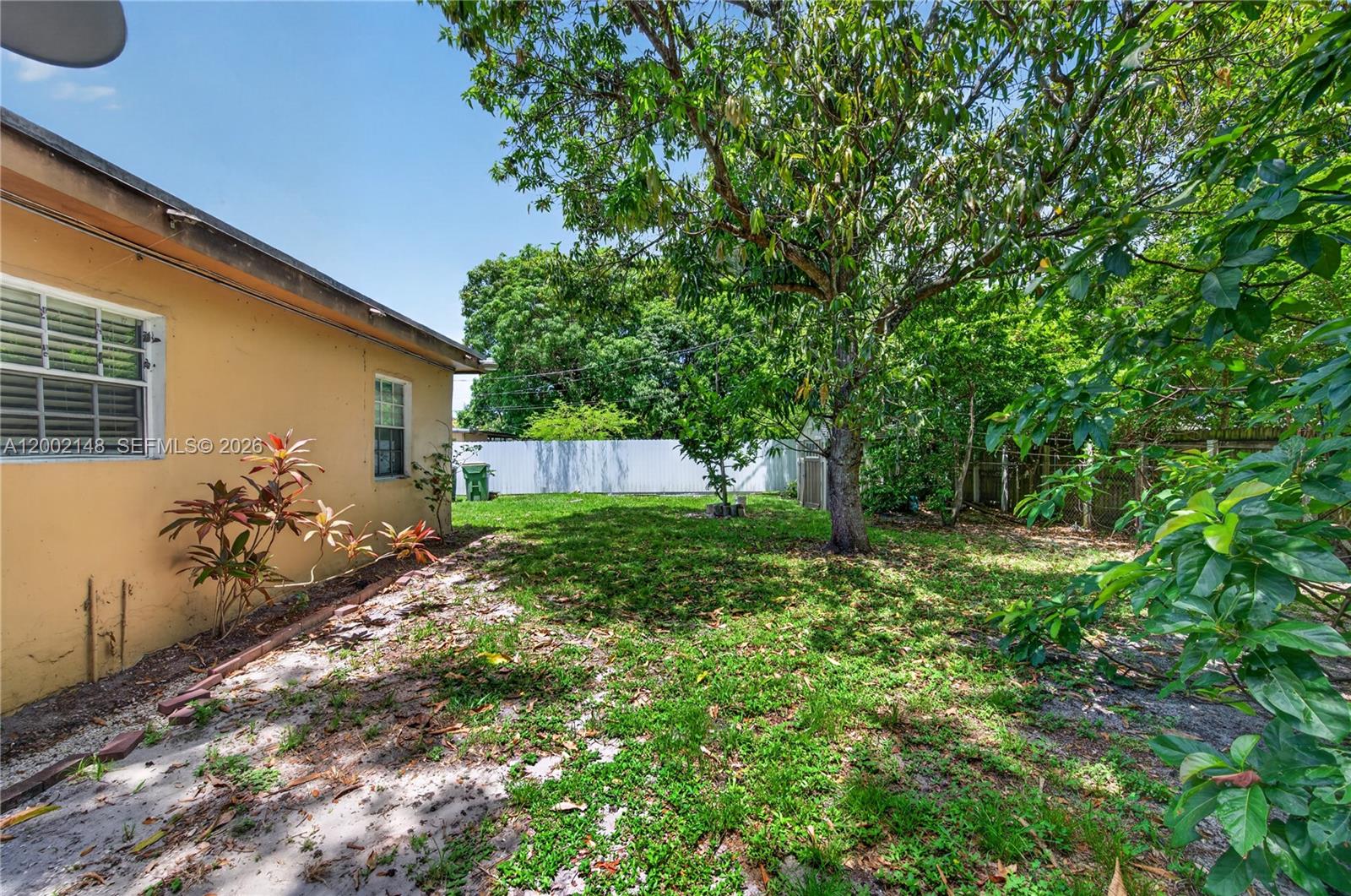   /  1972 sq. ft. $ 2026-04-16 0 Photo