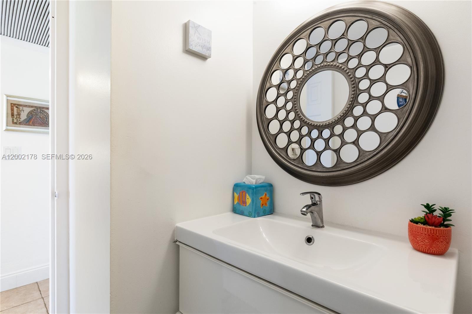 Photo of 2030 Ocean Dr  #1803, Hallandale Beach, Florida, 33009 - 