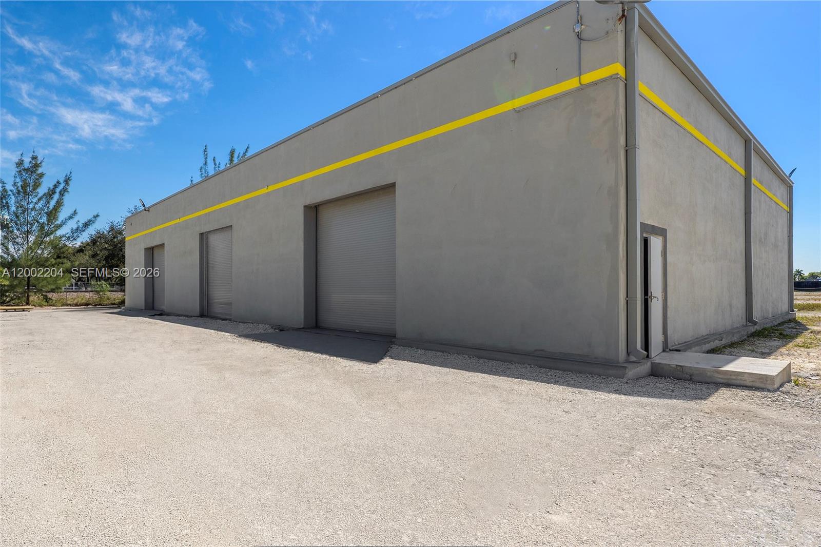   /   sq. ft. $ 2026-04-16 0 Photo