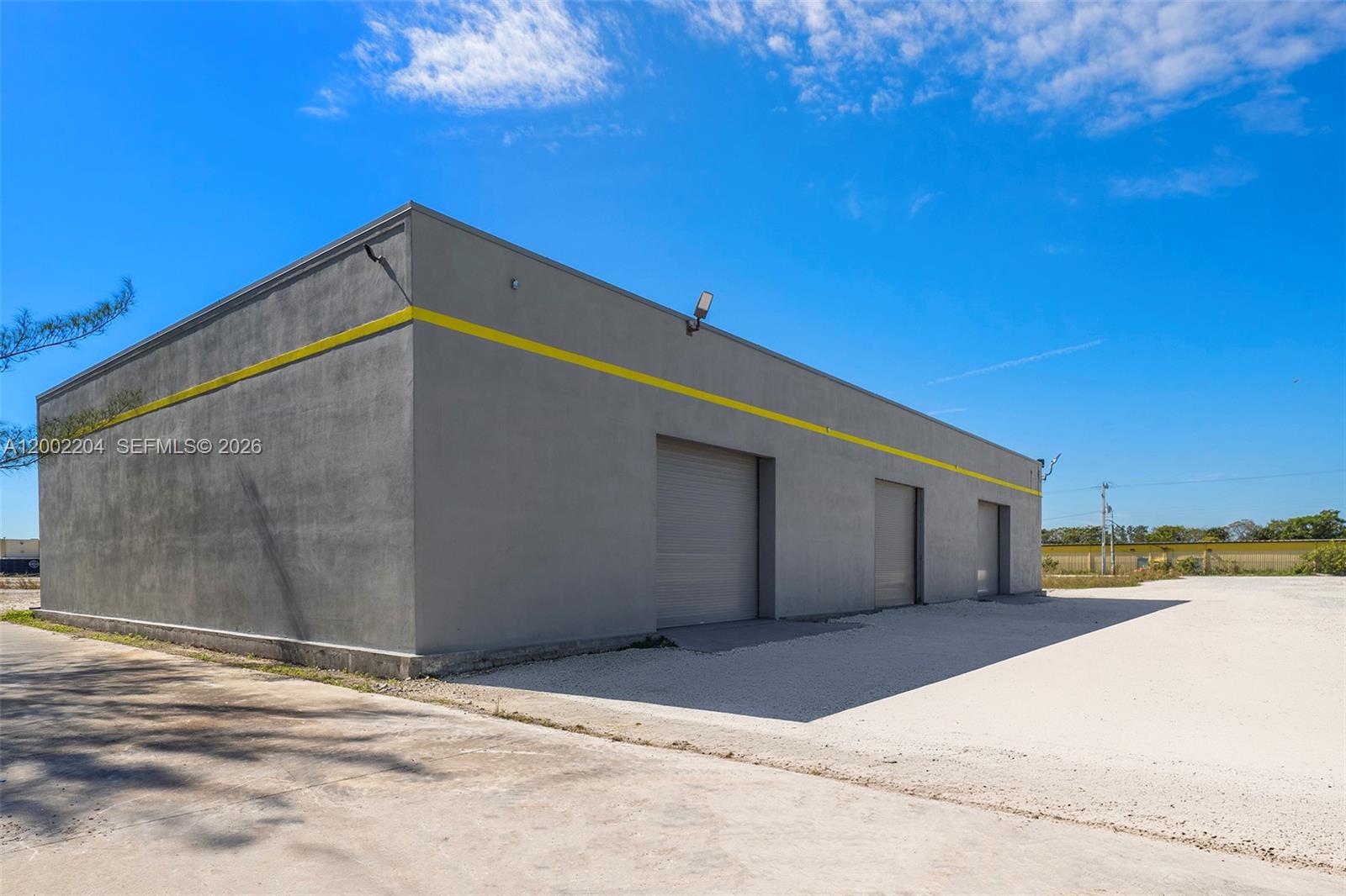   /   sq. ft. $ 2026-04-16 0 Photo