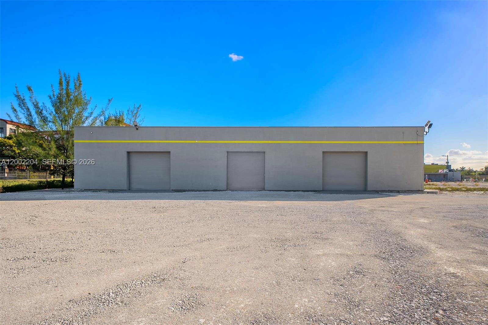   /   sq. ft. $ 2026-04-16 0 Photo
