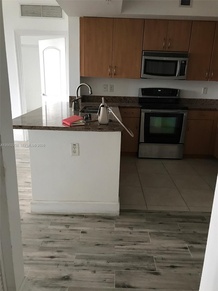 Photo of 1830 Radius Dr  #407, Hollywood, Florida, 33020 - 