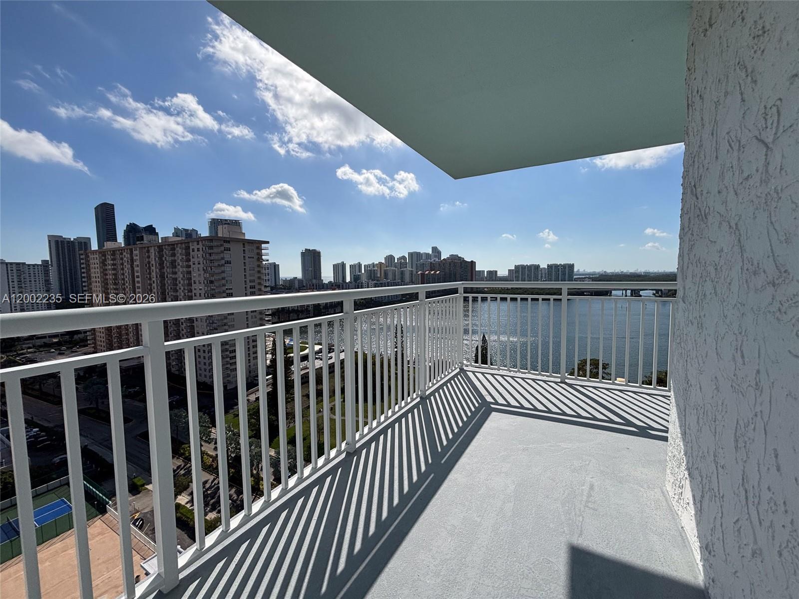 See details 1912 2 / 2 1856 sq. ft. $ 2026-04-16 0 Photo