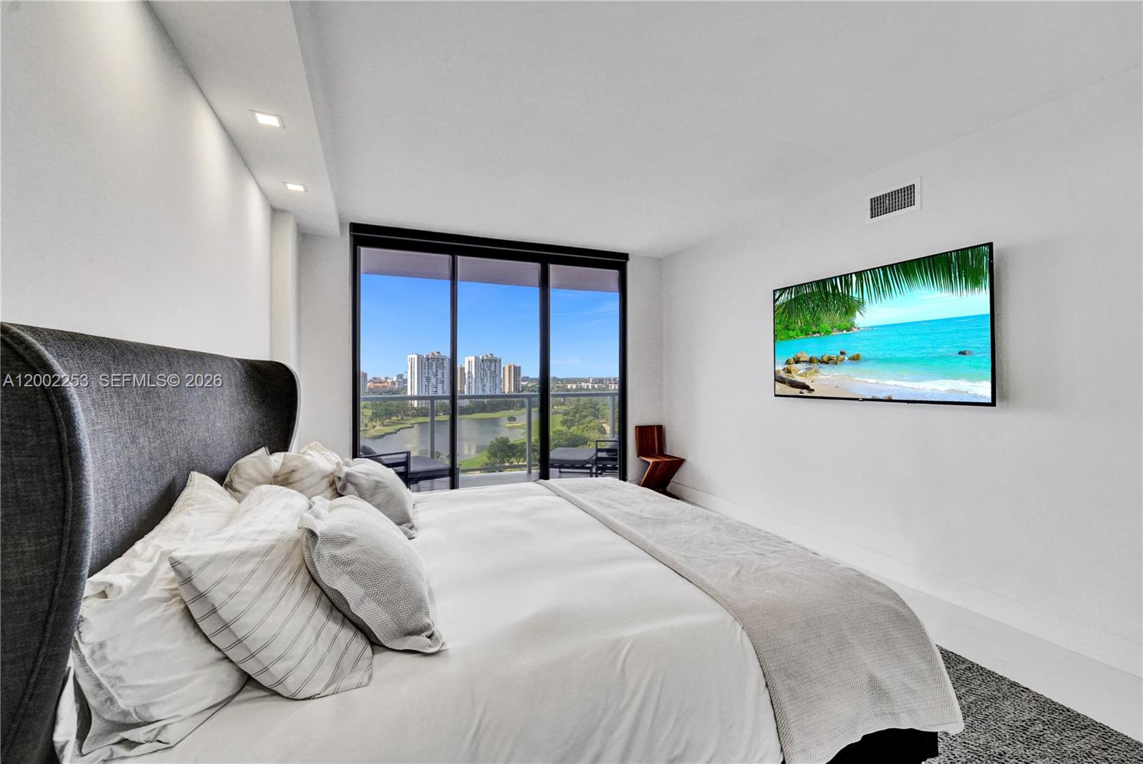 Photo of 20281 Country Club Dr  #1503, Aventura, Florida, 33180 - 