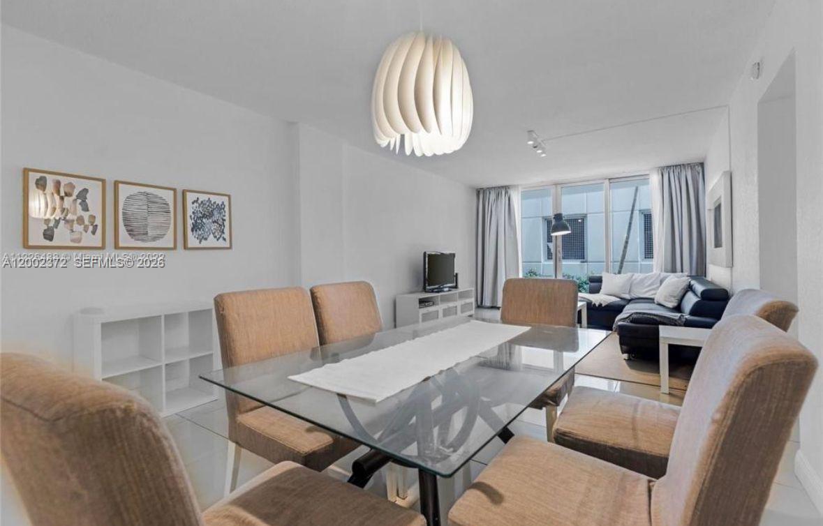 Photo of 3901 Ocean Dr  #1B, Hollywood, Florida, 33019 - 