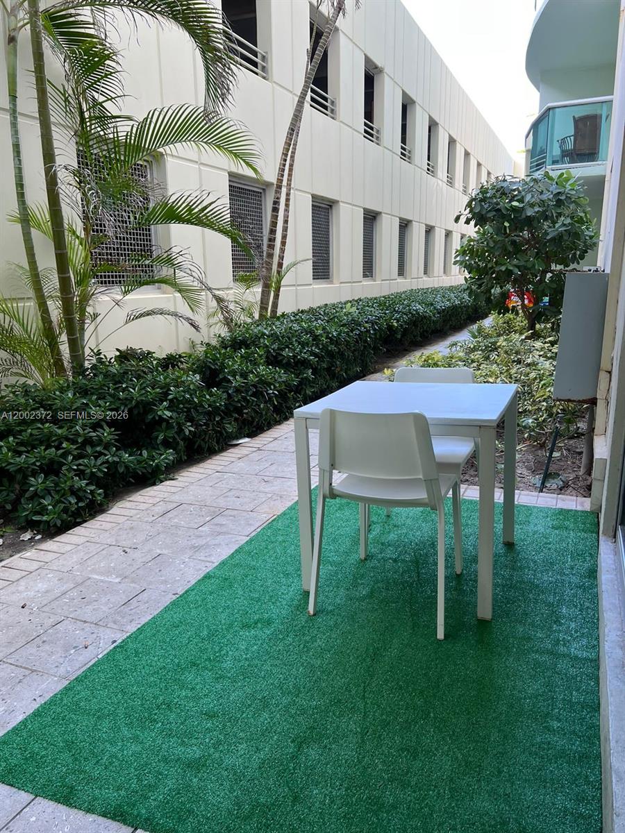 Photo of 3901 Ocean Dr  #1B, Hollywood, Florida, 33019 - 