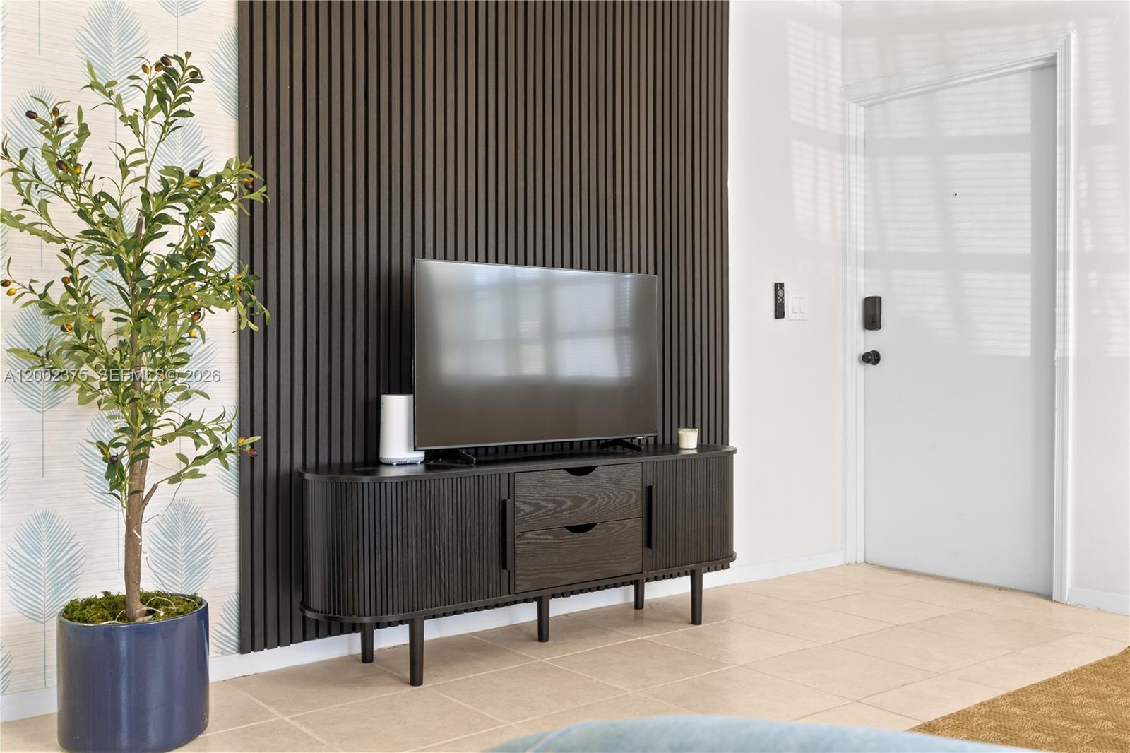   /  2280 sq. ft. $ 2026-04-16 0 Photo