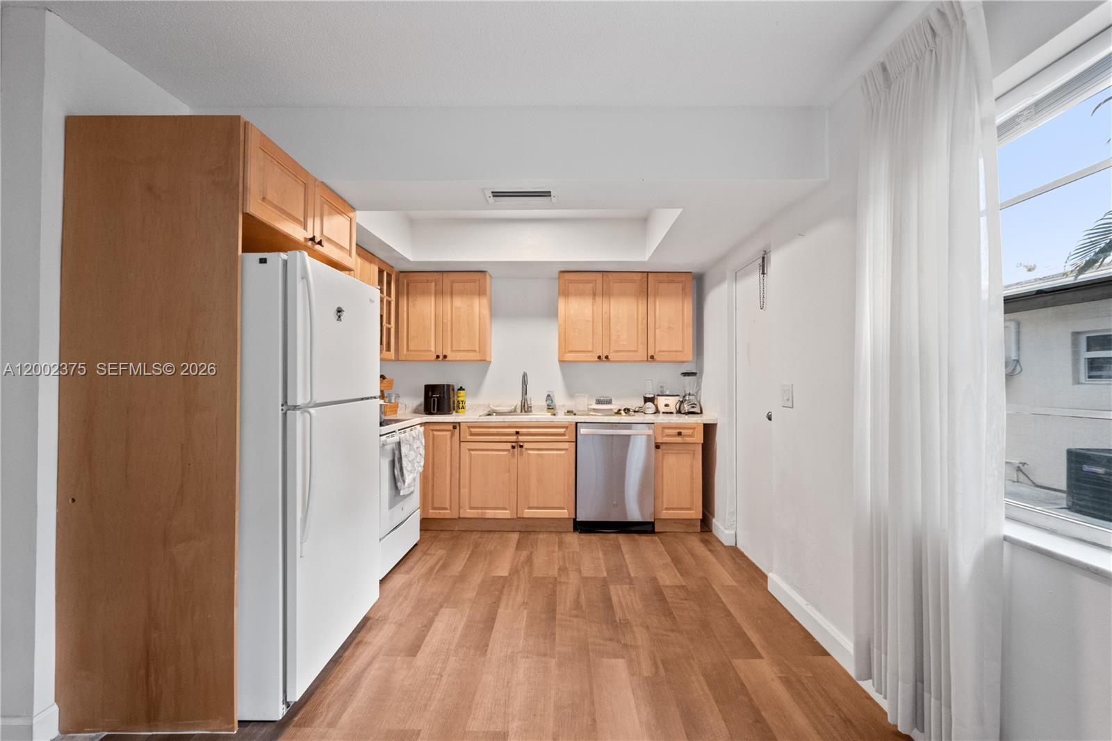   /  2280 sq. ft. $ 2026-04-16 0 Photo