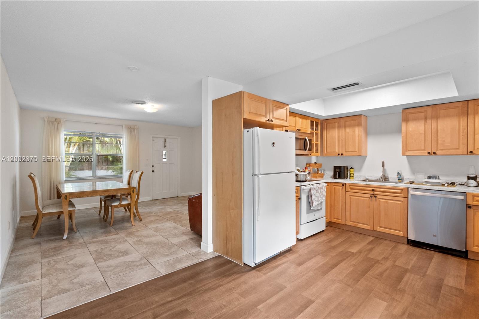   /  2280 sq. ft. $ 2026-04-16 0 Photo