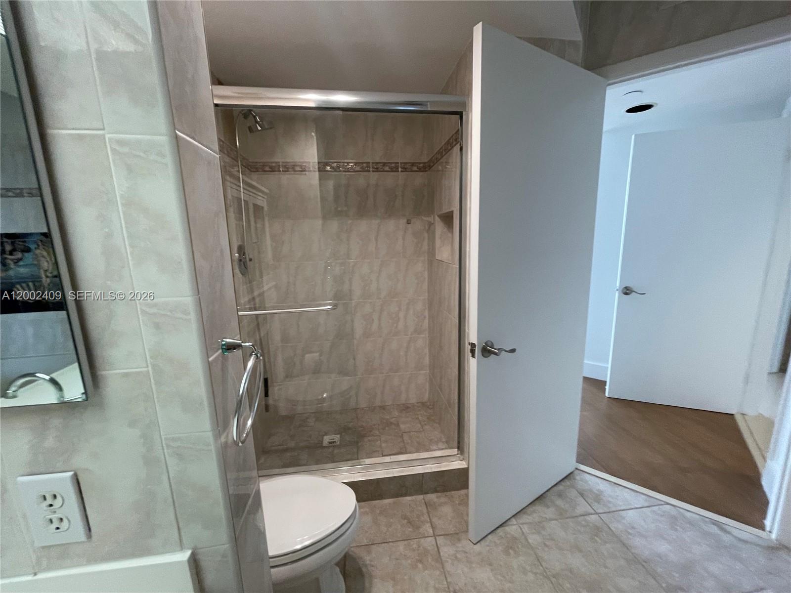 Photo of 20185 Country Club Dr  #1105, Aventura, Florida, 33180 - 