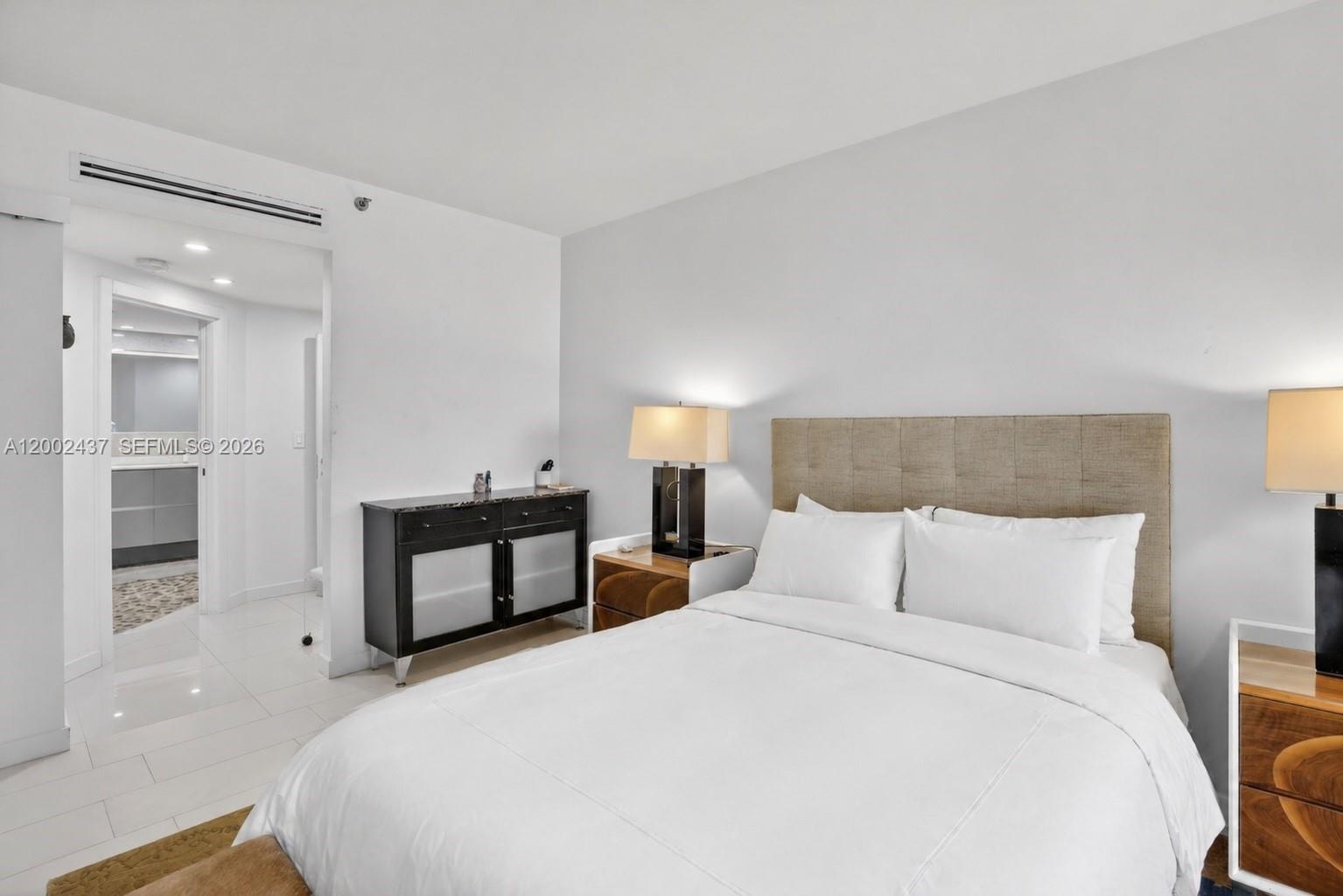 2404 2 / 2 1607 sq. ft. $ 2026-04-16 0 Photo