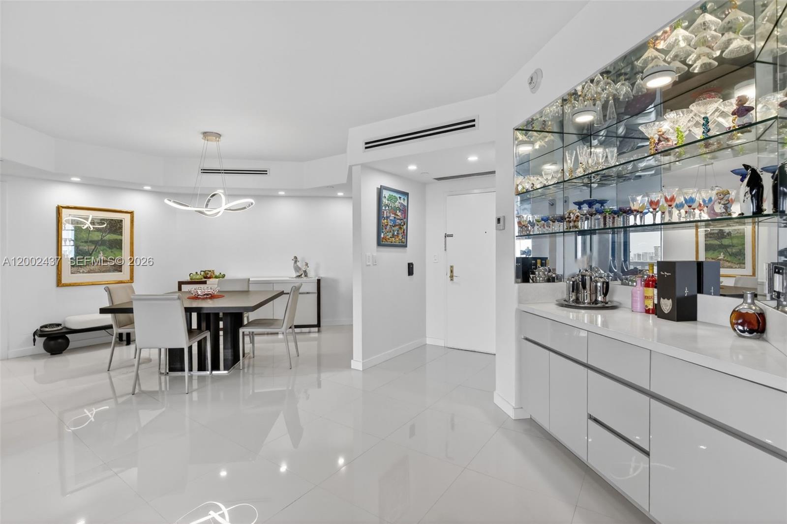 2404 2 / 2 1607 sq. ft. $ 2026-04-16 0 Photo