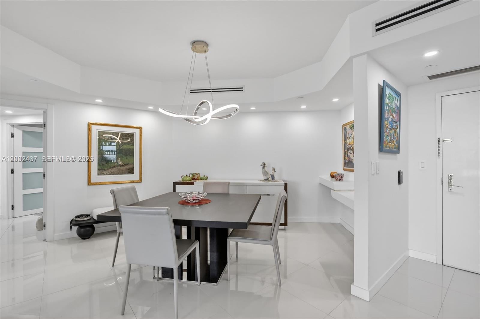 2404 2 / 2 1607 sq. ft. $ 2026-04-16 0 Photo
