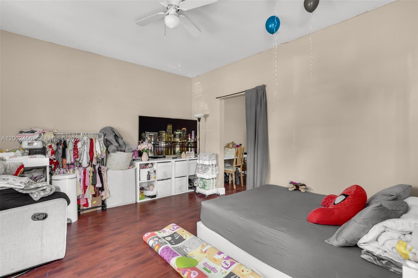  /  2003 sq. ft. $ 2026-04-16 0 Photo
