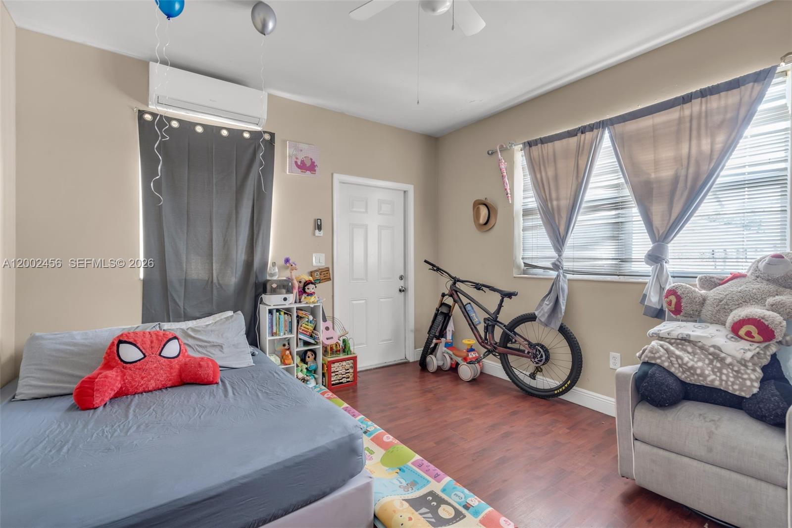   /  2003 sq. ft. $ 2026-04-16 0 Photo