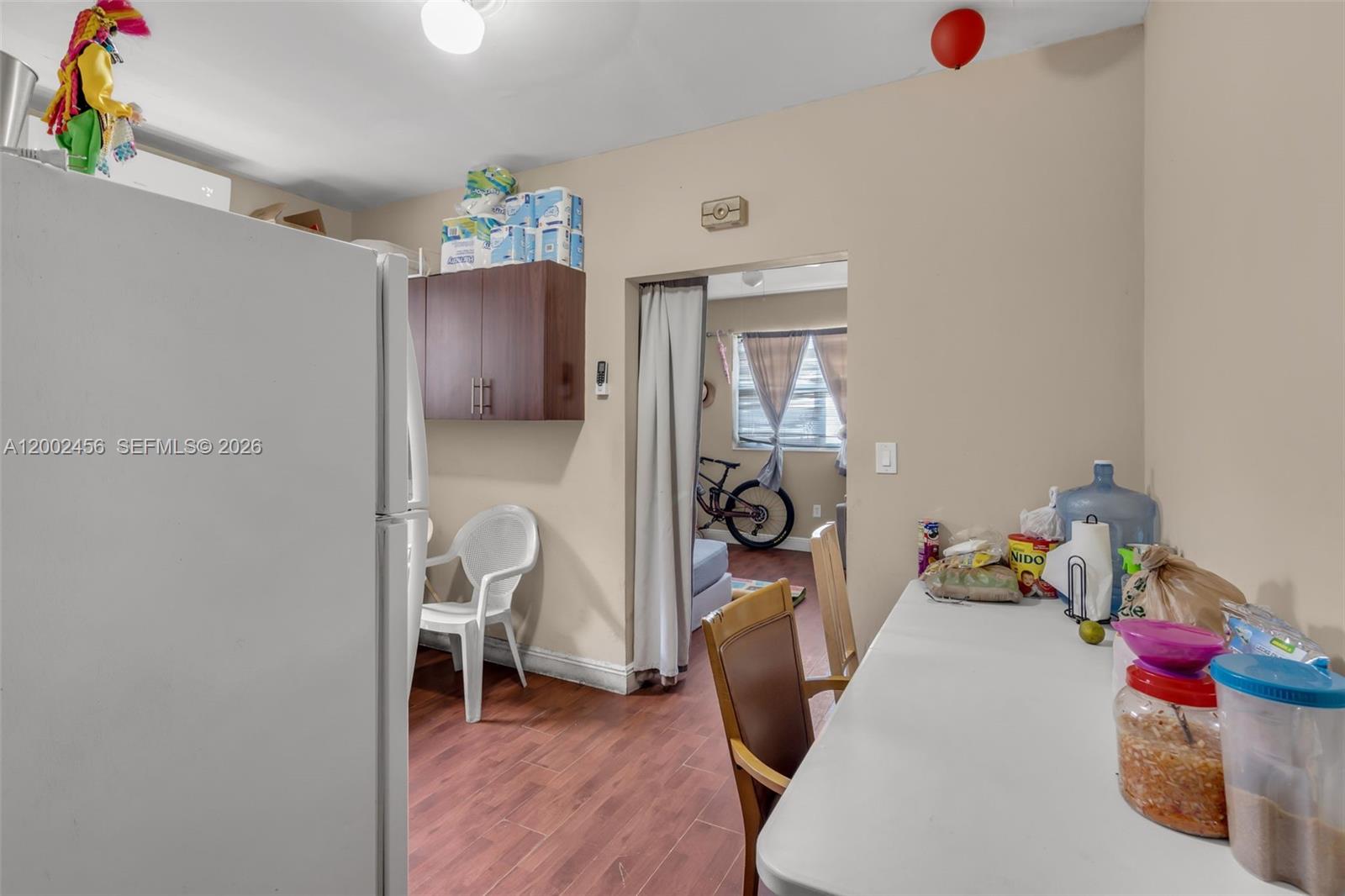   /  2003 sq. ft. $ 2026-04-16 0 Photo