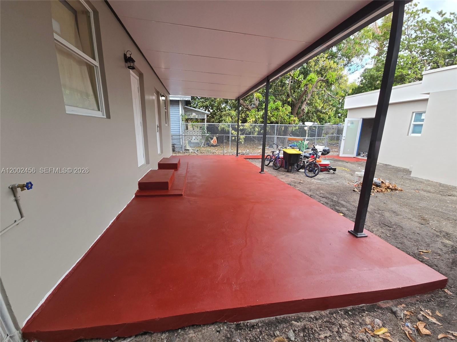   /  2003 sq. ft. $ 2026-04-16 0 Photo