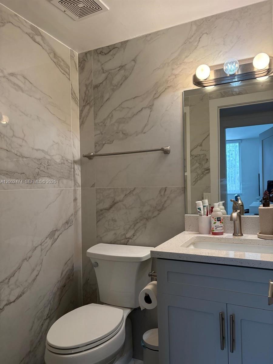208 1 / 2 844 sq. ft. $ 2026-04-16 0 Photo