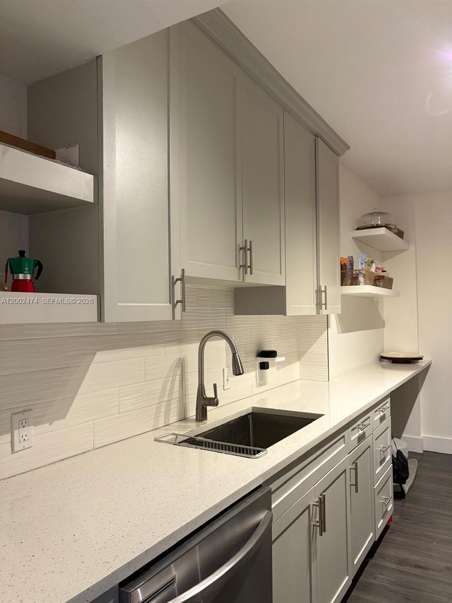 208 1 / 2 844 sq. ft. $ 2026-04-16 0 Photo