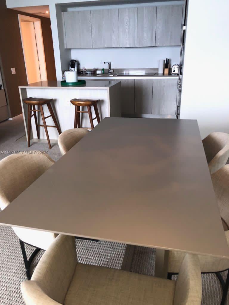 1002 2 / 2 0 sq. ft. $ 2026-04-16 0 Photo