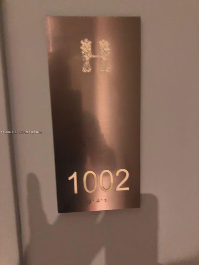 1002 2 / 2 0 sq. ft. $ 2026-04-16 0 Photo