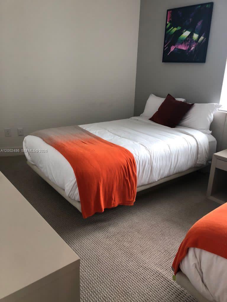 1002 2 / 2 0 sq. ft. $ 2026-04-16 0 Photo