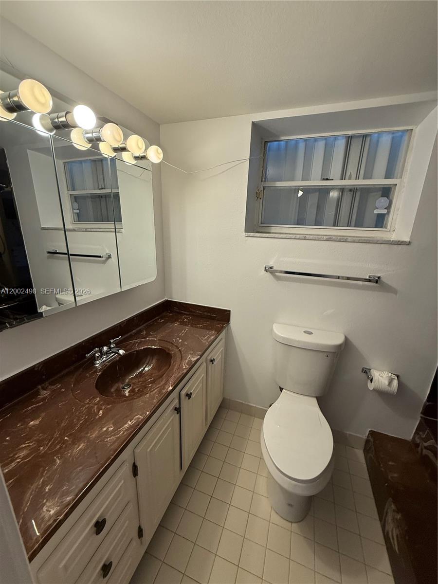 Photo of 2606 10 ST  (2606), Hallandale Beach, Florida, 33009 - 