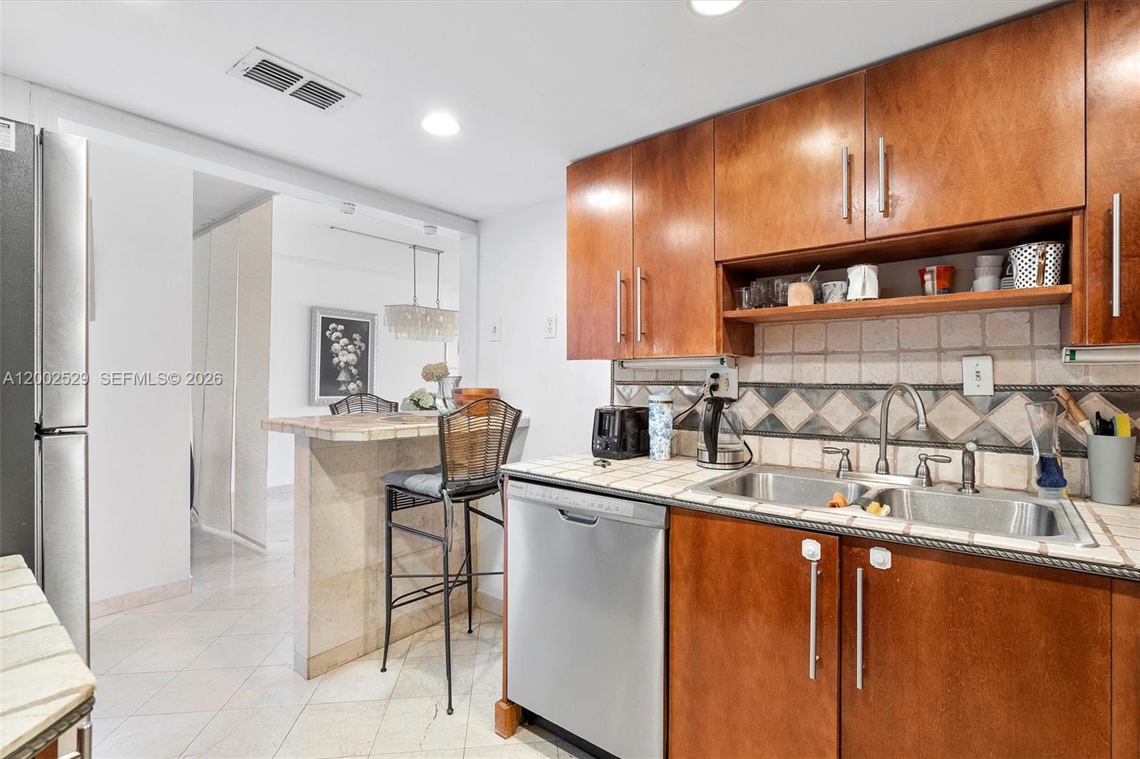 1503 1 / 2 762 sq. ft. $ 2026-04-16 0 Photo