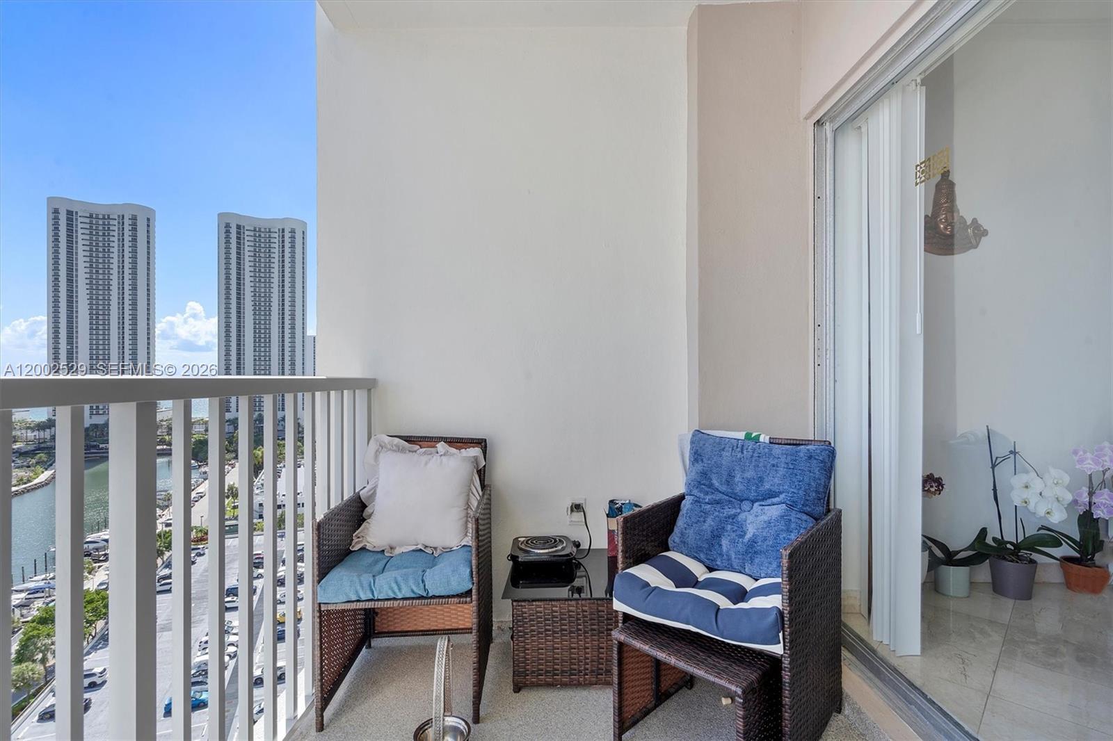 1503 1 / 2 762 sq. ft. $ 2026-04-16 0 Photo