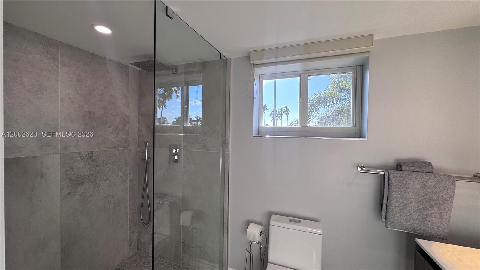 Photo of 903 27th Ave  (903), Hallandale Beach, Florida, 33009 - 