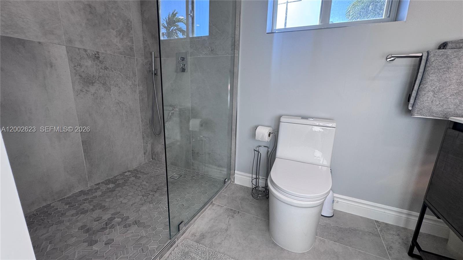 Photo of 903 27th Ave  (903), Hallandale Beach, Florida, 33009 - 