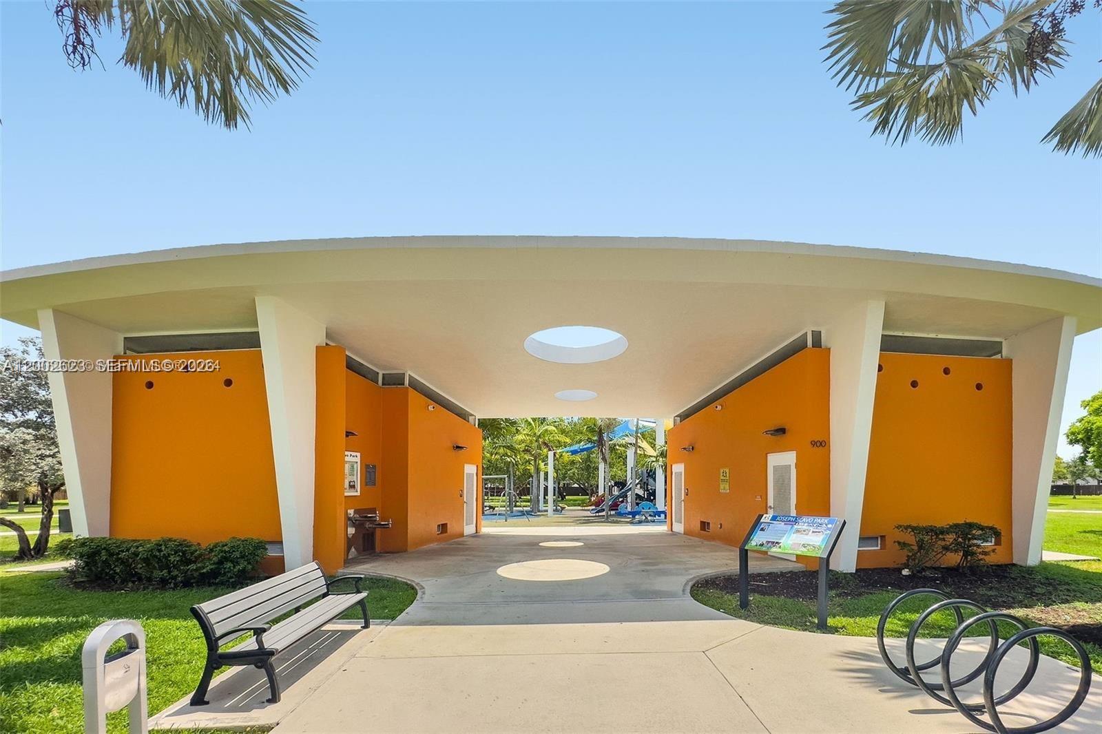 Photo of 903 27th Ave  (903), Hallandale Beach, Florida, 33009 - 