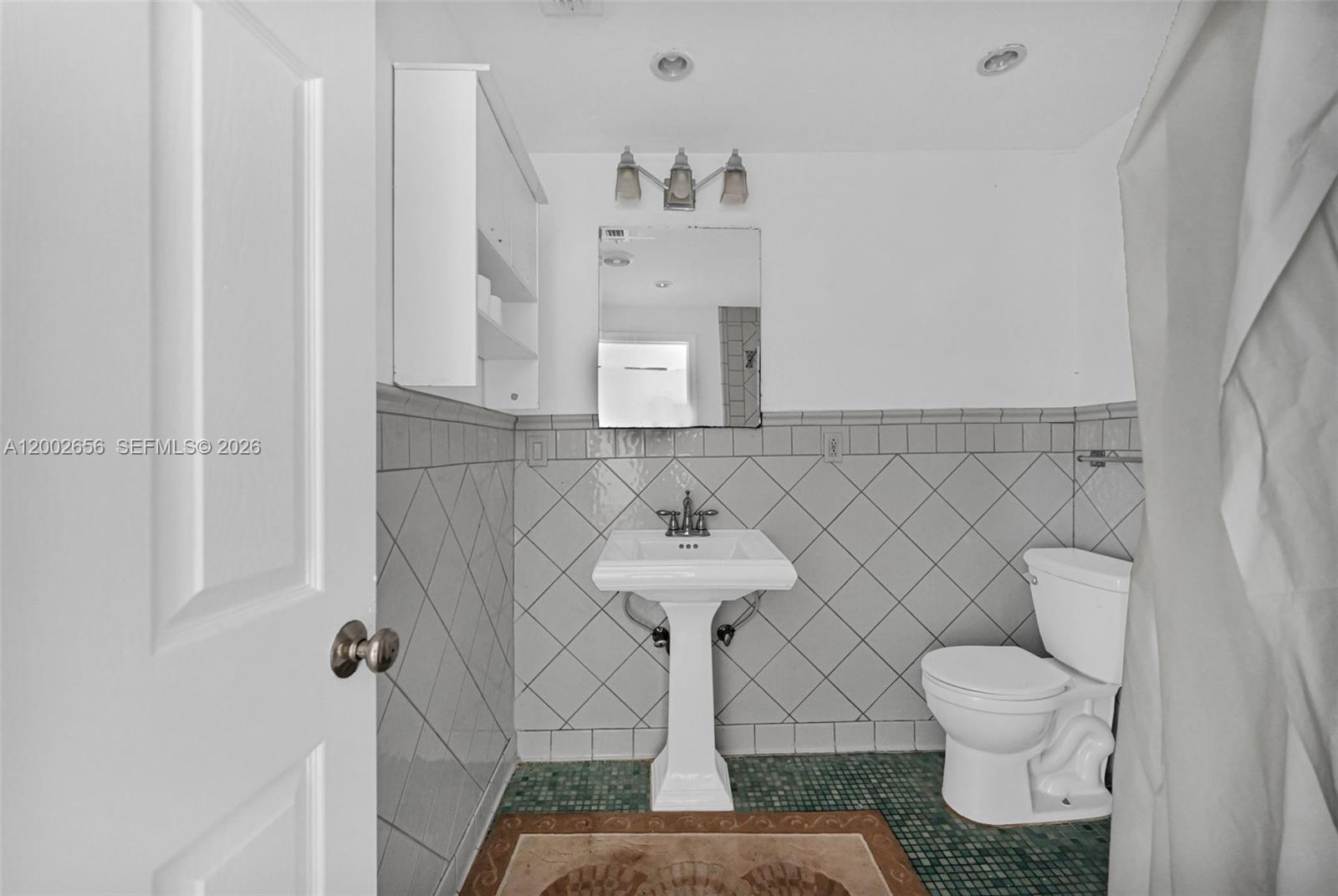   /   sq. ft. $ 2026-04-16 0 Photo