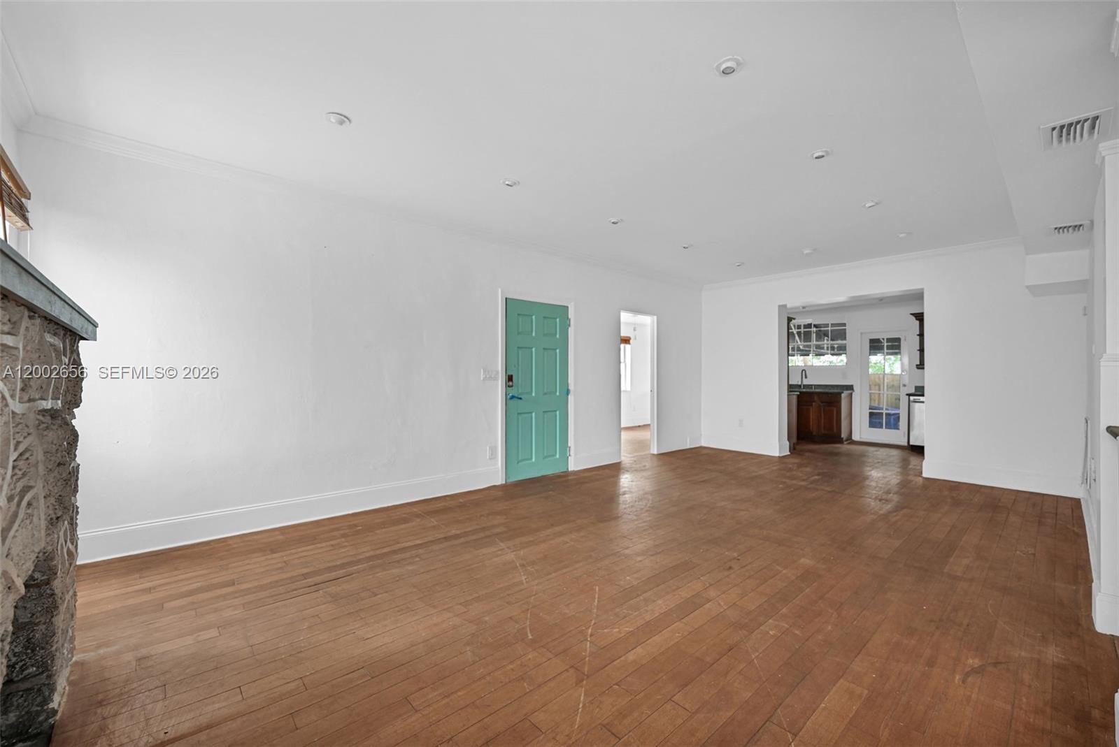   /   sq. ft. $ 2026-04-16 0 Photo