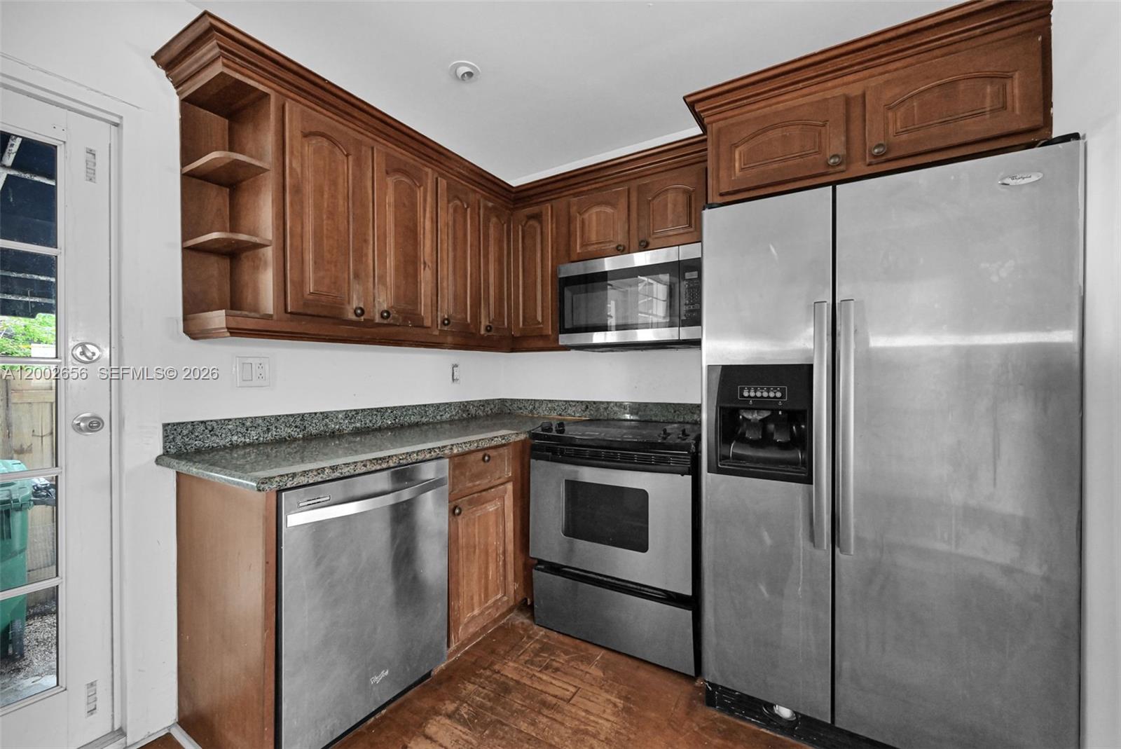   /   sq. ft. $ 2026-04-16 0 Photo