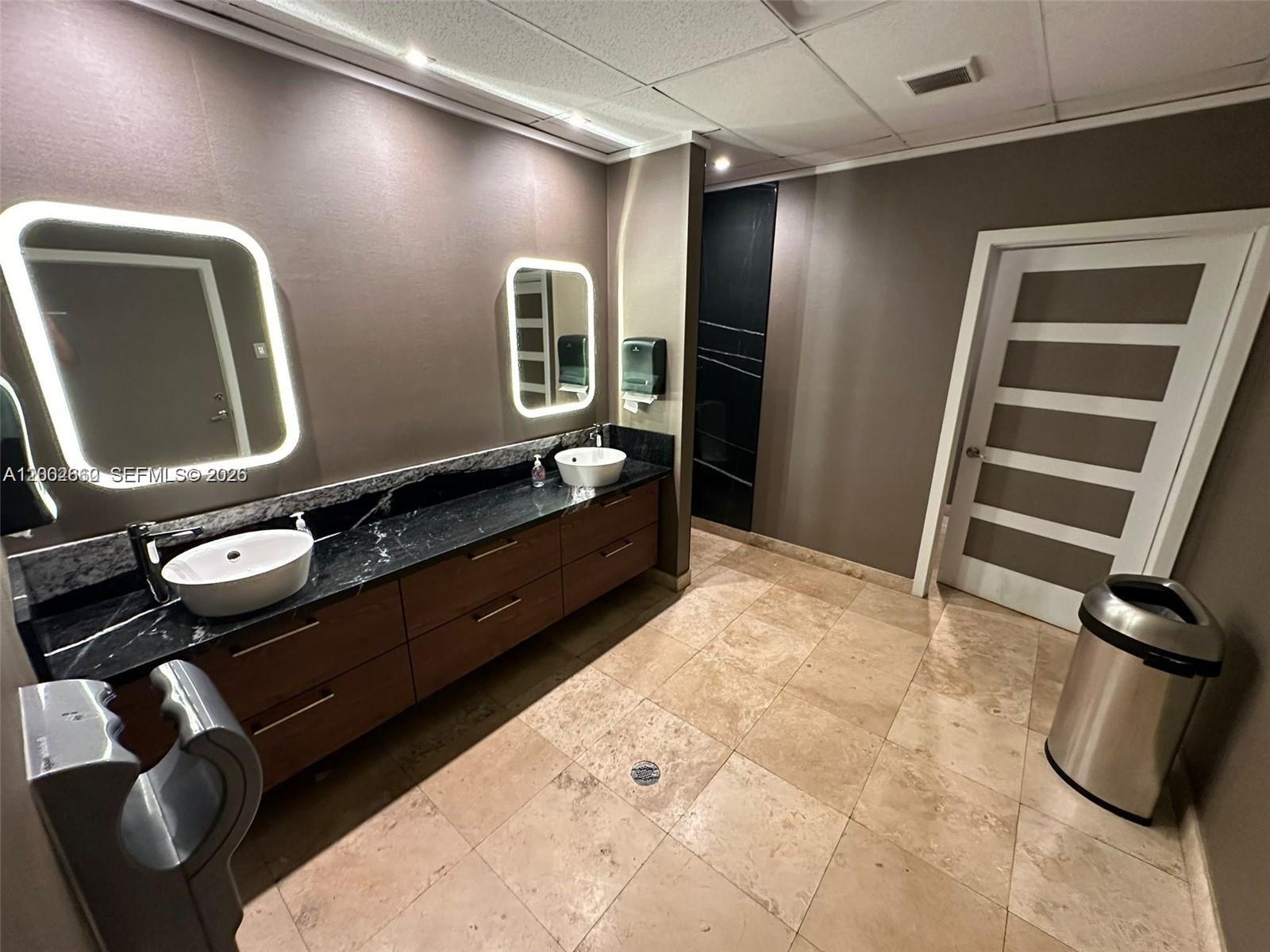   /   sq. ft. $ 2026-04-16 0 Photo